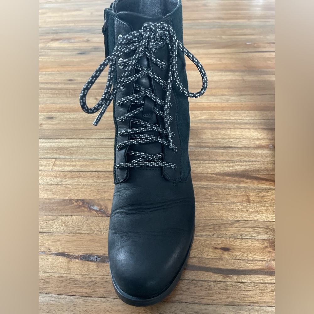 🩷Sale🩷Black Waterproof Sorel Boots - Sz 8 - Picture 5 of 12